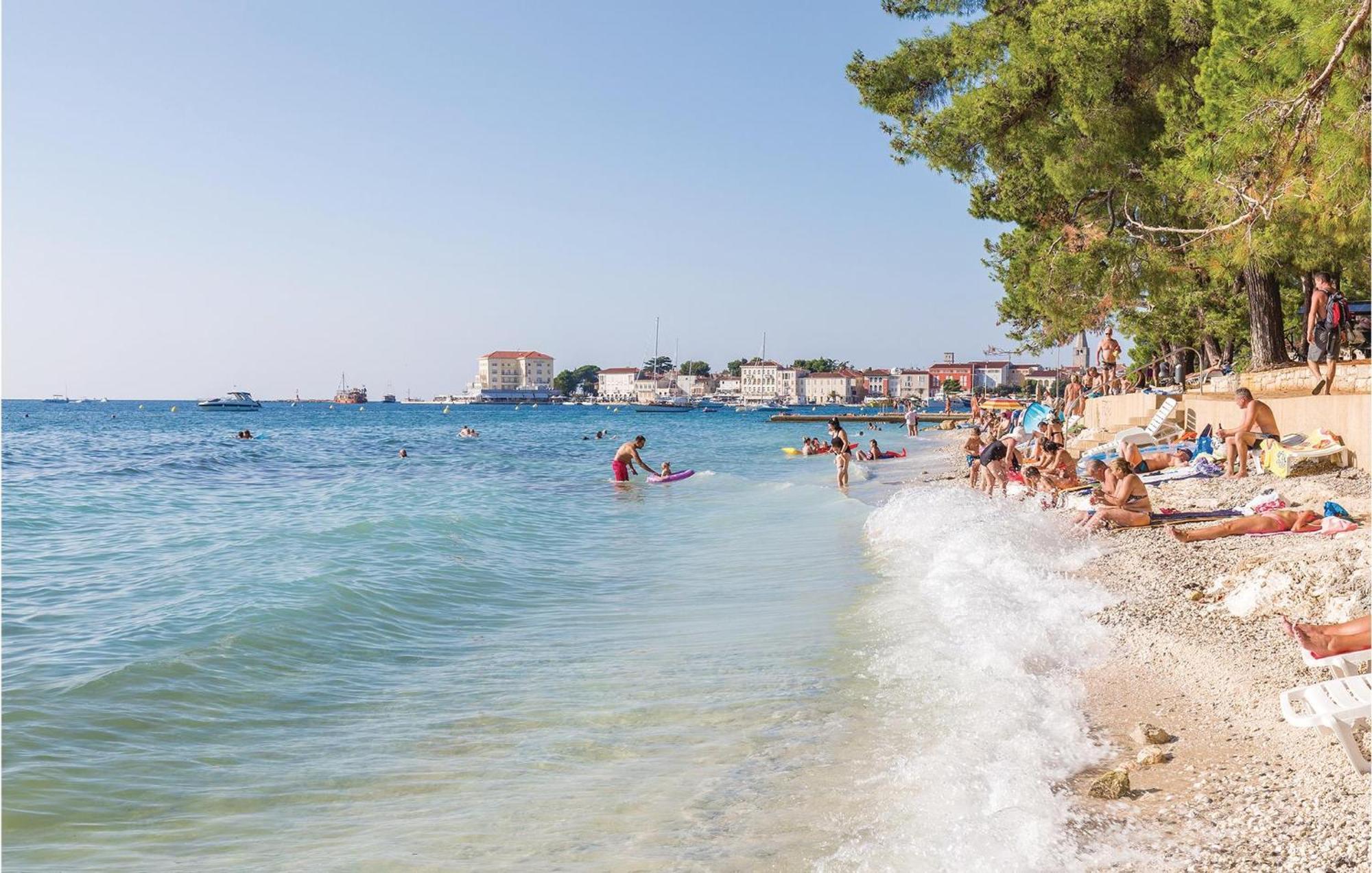 Cozy Apartment In Tar With House Sea View Tar-Vabriga Εξωτερικό φωτογραφία